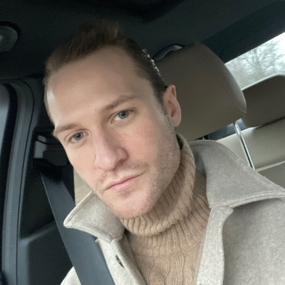 Meet your Posher, Zach